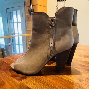 SOLD Elle’s Peep Toe Block Heel